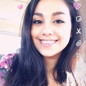 Meet your Posher, Iris